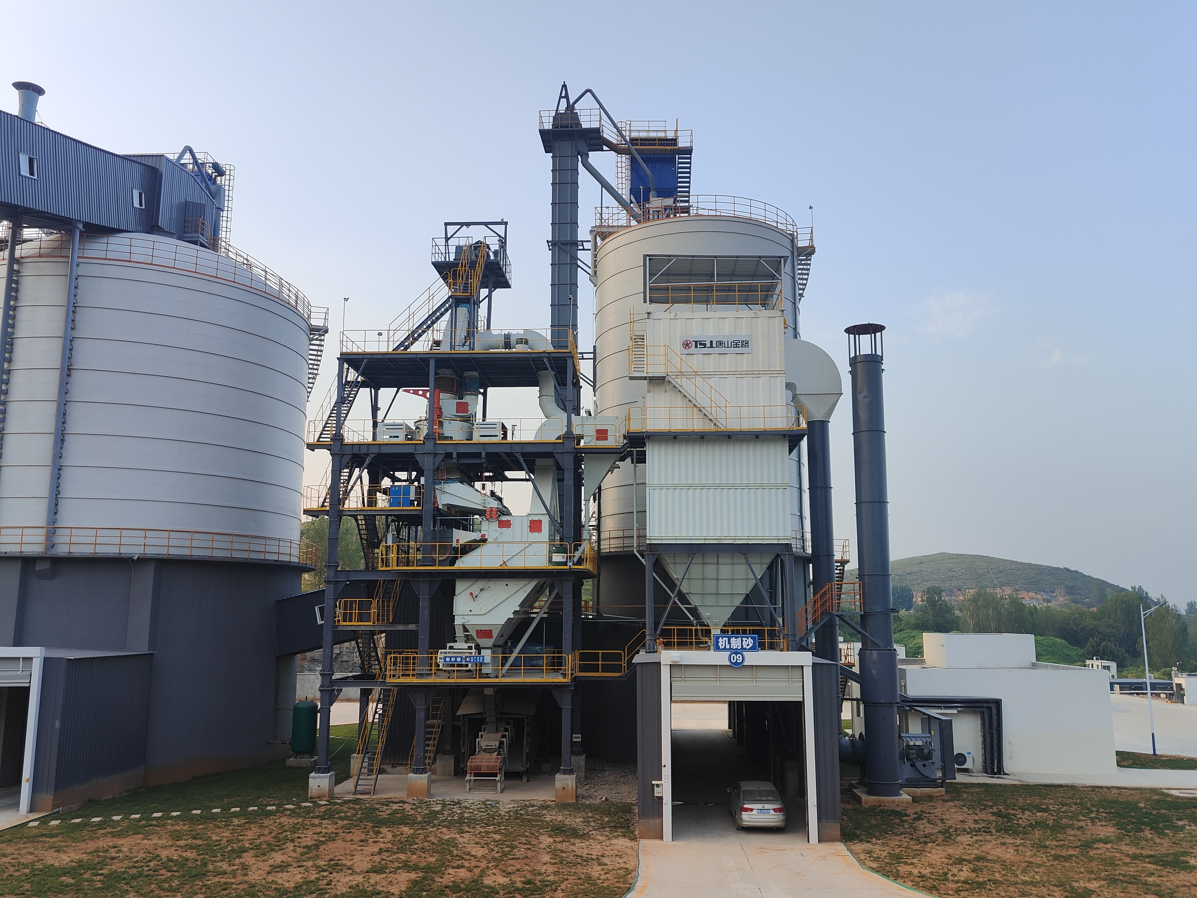 告別冬季停產(chǎn)！制砂樓干法制砂，寒冬里照樣穩(wěn)產(chǎn)增效