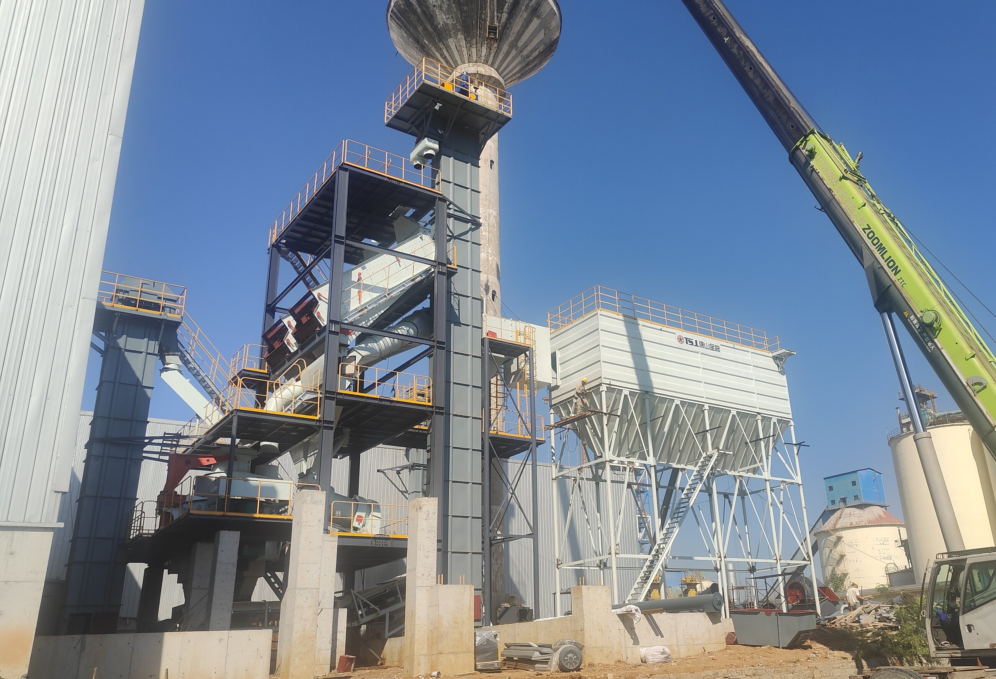 制砂樓石粉制砂：先篩后破，從源頭降低主機(jī)能耗